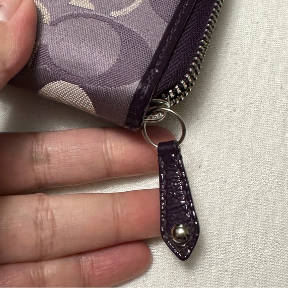 Authentic Coach Wallet - Picture 9 of 10